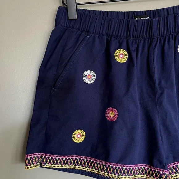 Madewell Embroidered Pull-On Shorts Size XS Navy Blue Medallion Print