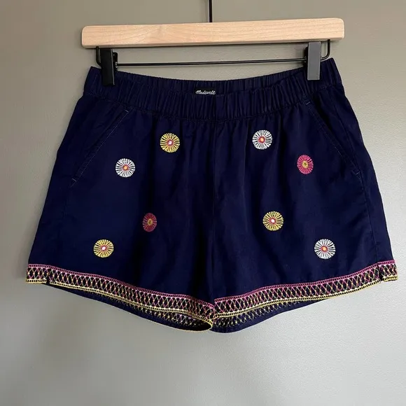 Madewell Embroidered Pull-On Shorts Size XS Navy Blue Medallion Print