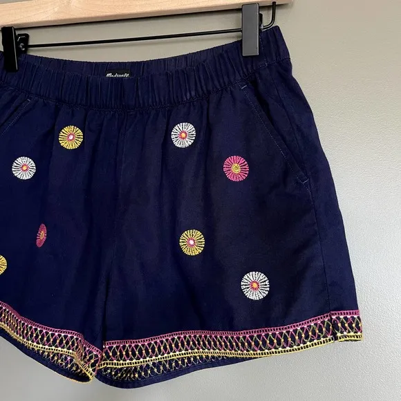 Madewell Embroidered Pull-On Shorts Size XS Navy Blue Medallion Print