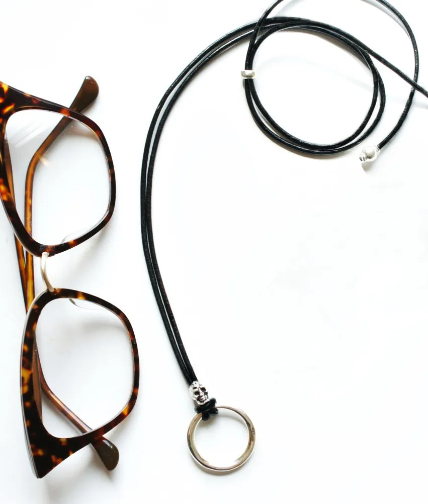 Mini skull & leather Eyering Necklace