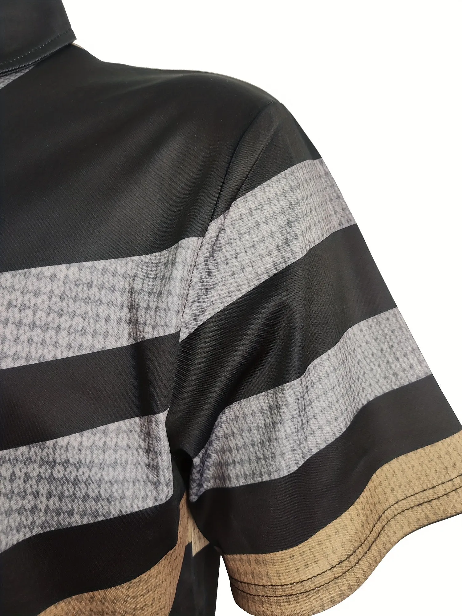 Modern Color-Blocked Men's Short Sleeve Shirt with Zipper