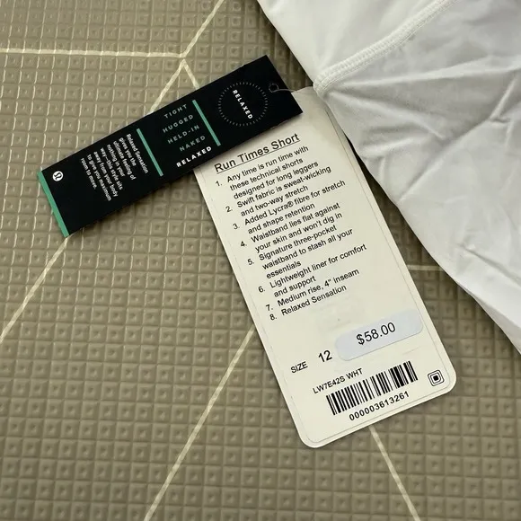 NEW Lululemon Run Times Shorts Size 12 White Mid-Rise 4&quot; Inseam