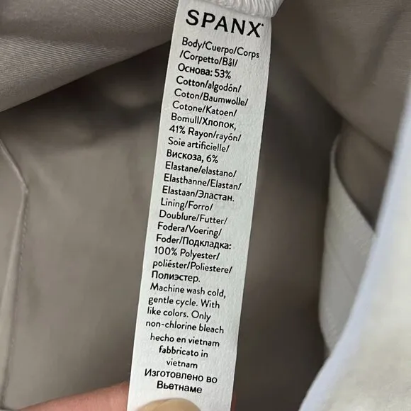 NEW Spanx On the Go Ultimate Opacity Classic White Shorts