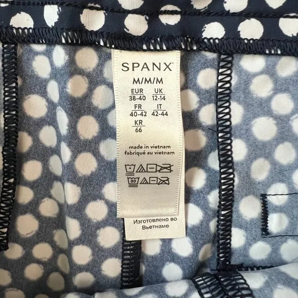 NEW Spanx Sunshine Shorts Navy Painted Dot- golf