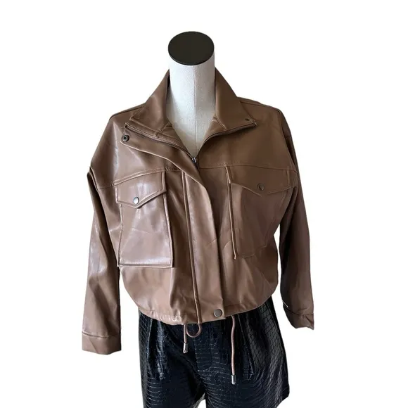NWT T Tahari Faux Leather Bomber Jacket In Iced latte