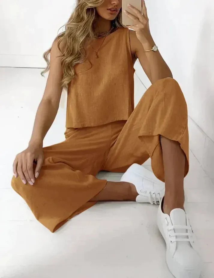 Olivia: Elegant Two-Piece Outfit