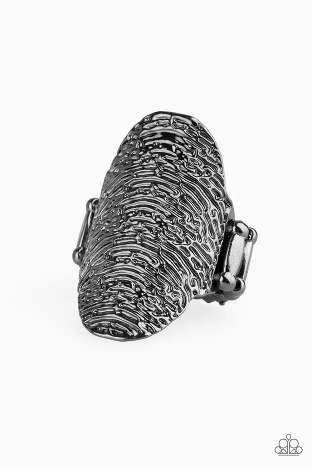 Paparazzi Record-Breaking Ripple - Textured Ring