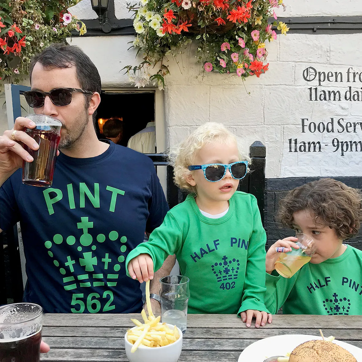 Pint & Half Pint twinning tshirt set for dad and child (navy / green)