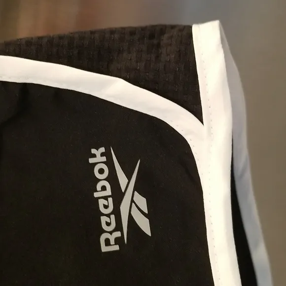 💕REEBOK💕 Game Time Shorts Built-In Brief ~ Black XL NWT
