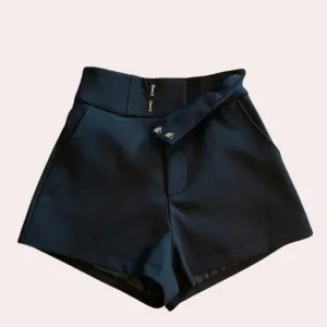 Sigrid - Elegant women's shorts