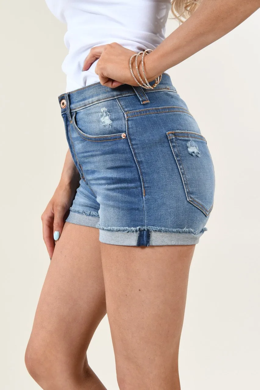 Sneak Peek Hi-Rise Shorts - Medium Wash