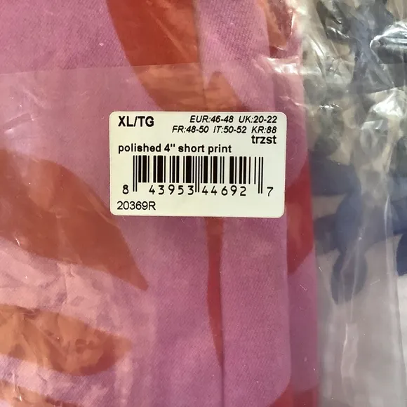 SPANX On the Go Print 4-Inch Shorts Pink Red Zebra Stripe SZ XL