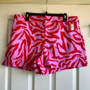 SPANX On the Go Print 4-Inch Shorts Pink Red Zebra Stripe SZ XL