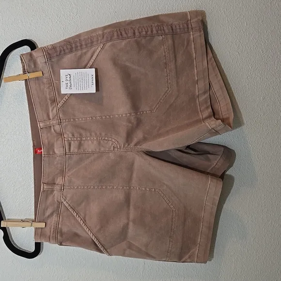 SPANX Stretch Twill Shorts Medium NWT