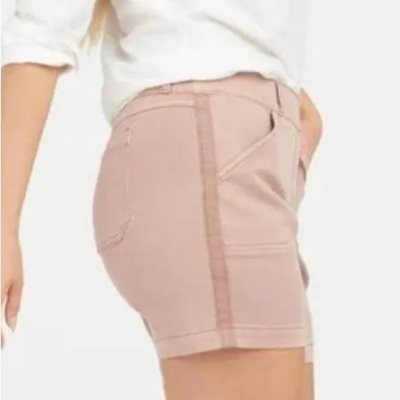 Spanx XSmall Shorts Stretch Twill 6” Shorts in Mauve pockets NWT