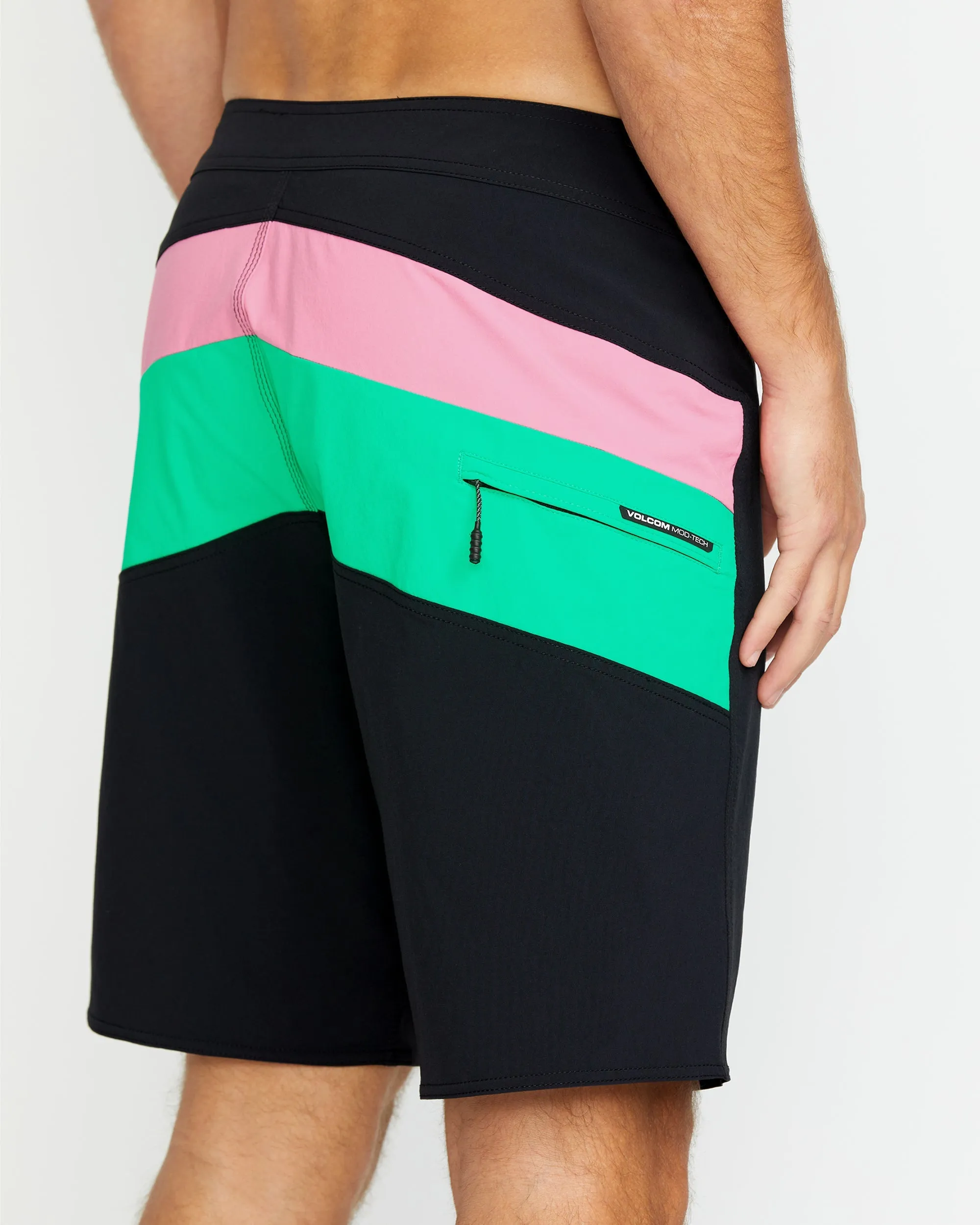 Strand Liberators 20" Boardshorts - BLACK