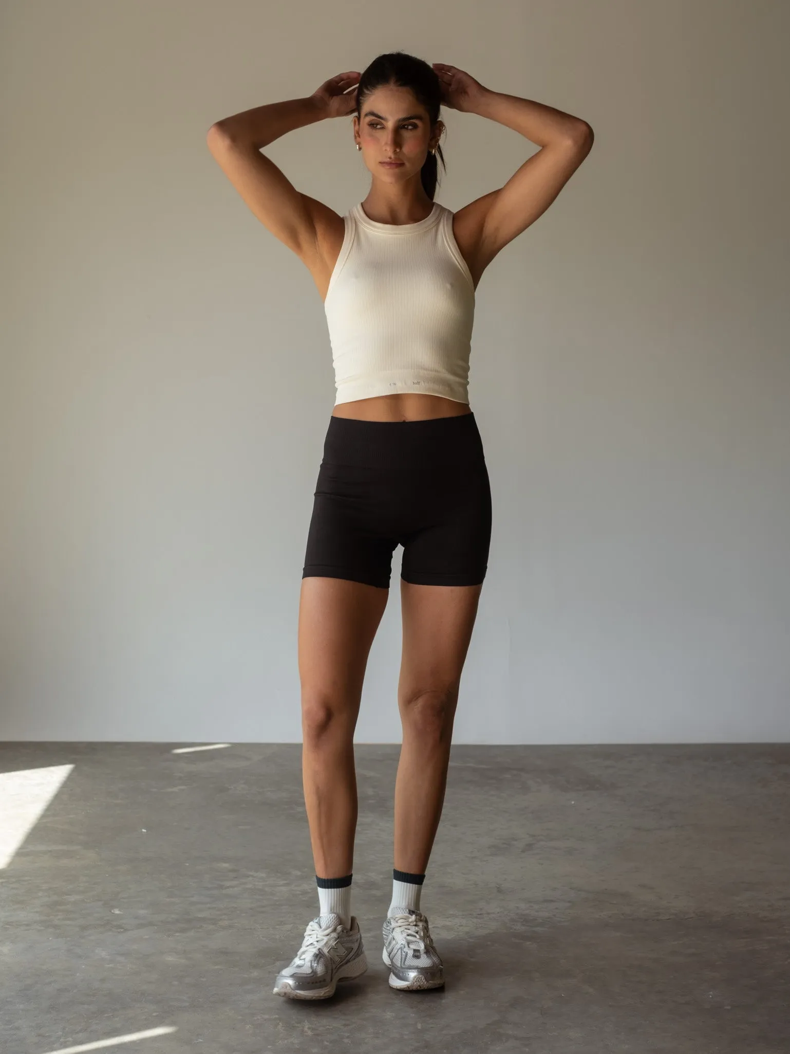 STRETCH SEAMLESS TANK  - VANILLA
