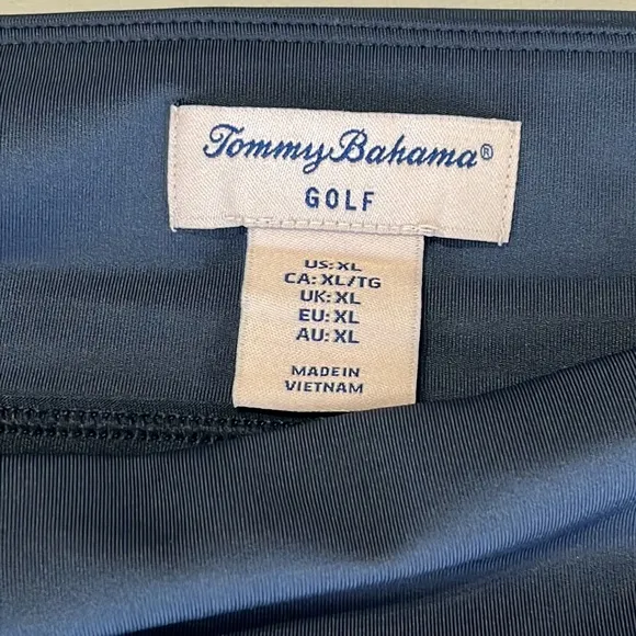 Tommy Bahama Women's Upf 50 Golf Printed Panel Skort in Mood Indigo L and XL