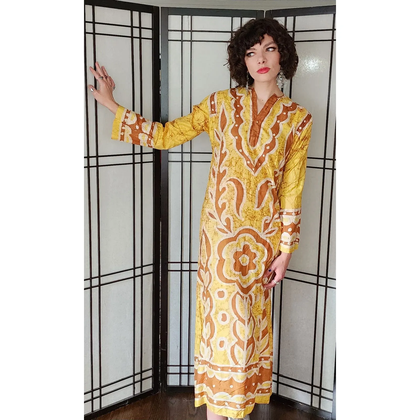 Vintage 60s Caftan Dress in Yellow Brown Psychedelic Print