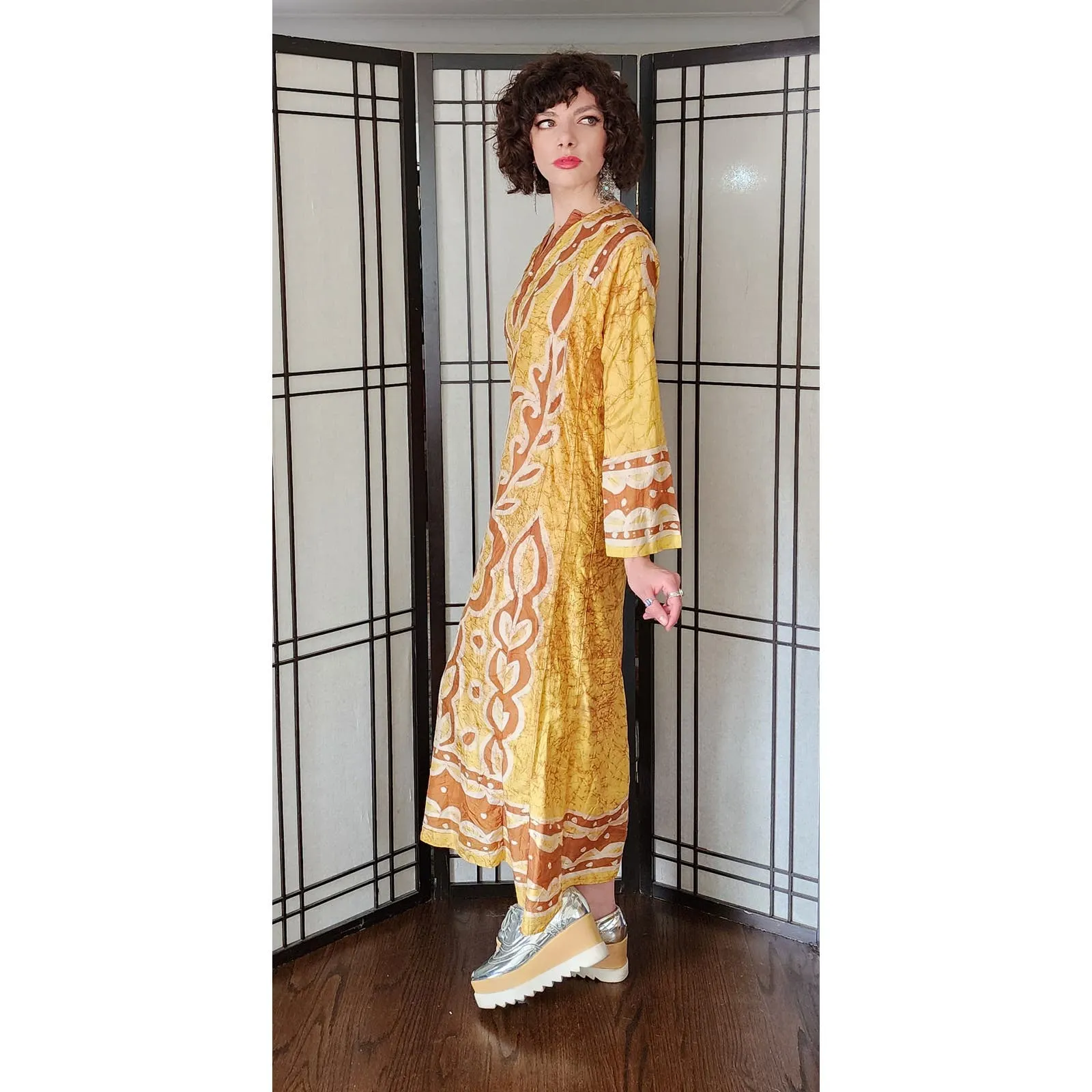 Vintage 60s Caftan Dress in Yellow Brown Psychedelic Print