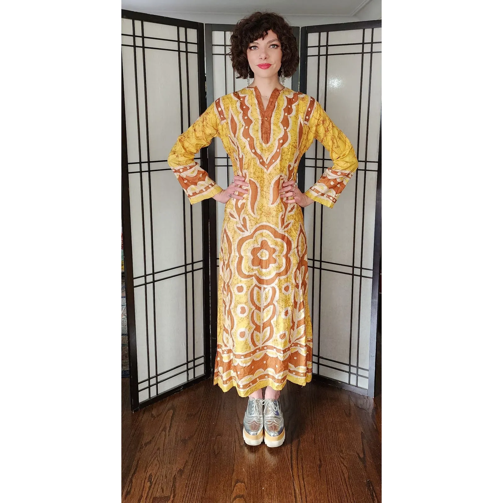 Vintage 60s Caftan Dress in Yellow Brown Psychedelic Print