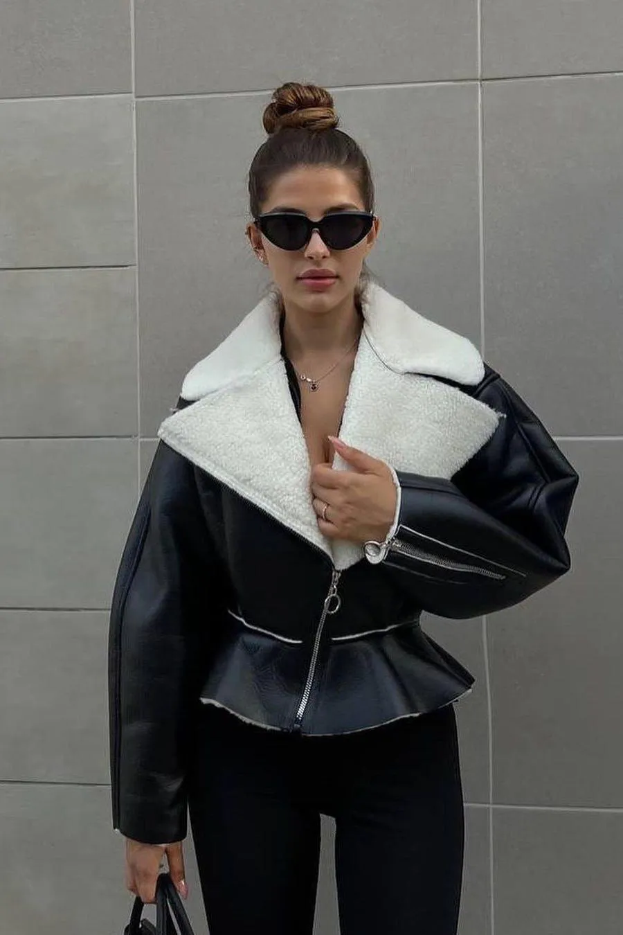 Wide sleeves Short jacket