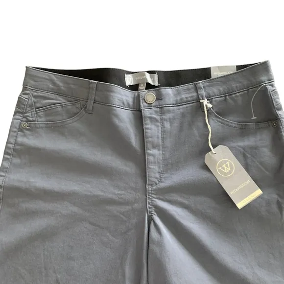 Wit &amp; Wisdom 'Ab'Solution Stretch Twill Shorts in Shadow Women’s Size 14
