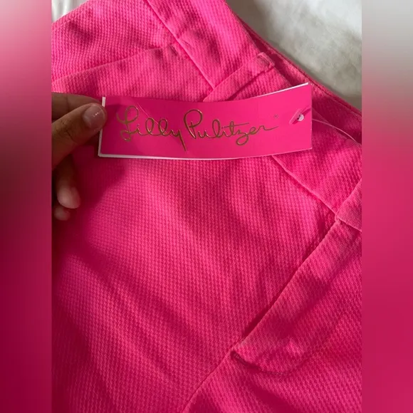 Women’s HOT PINK LILLY PULITZER shorts!!!