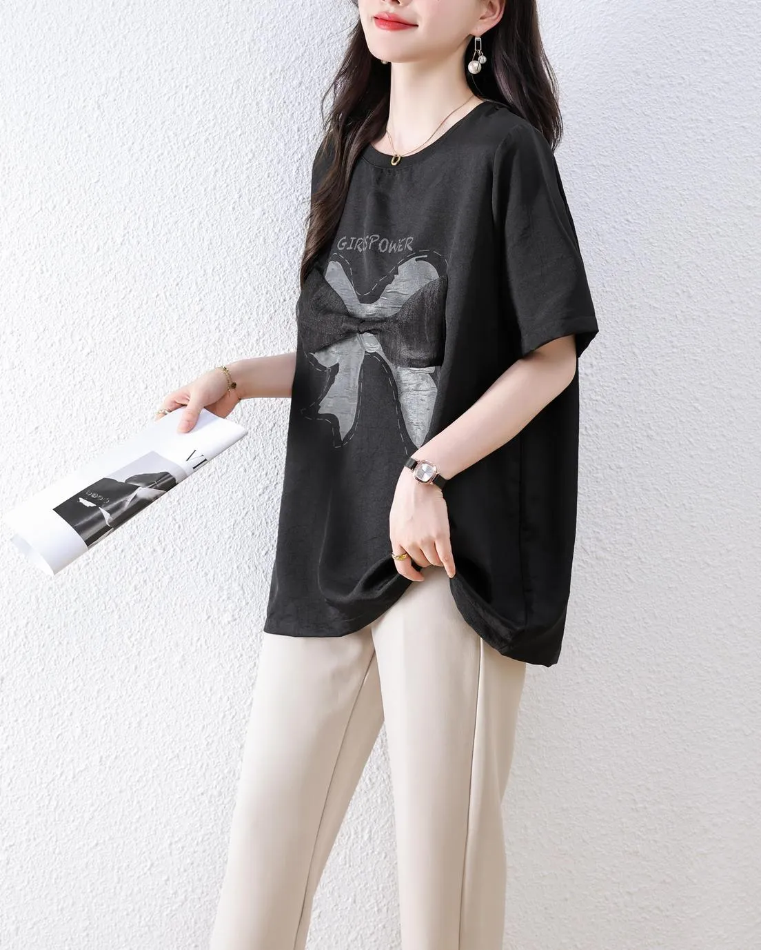 Women's Wrinkle Resistant T-Shirt with Bow Knot Design