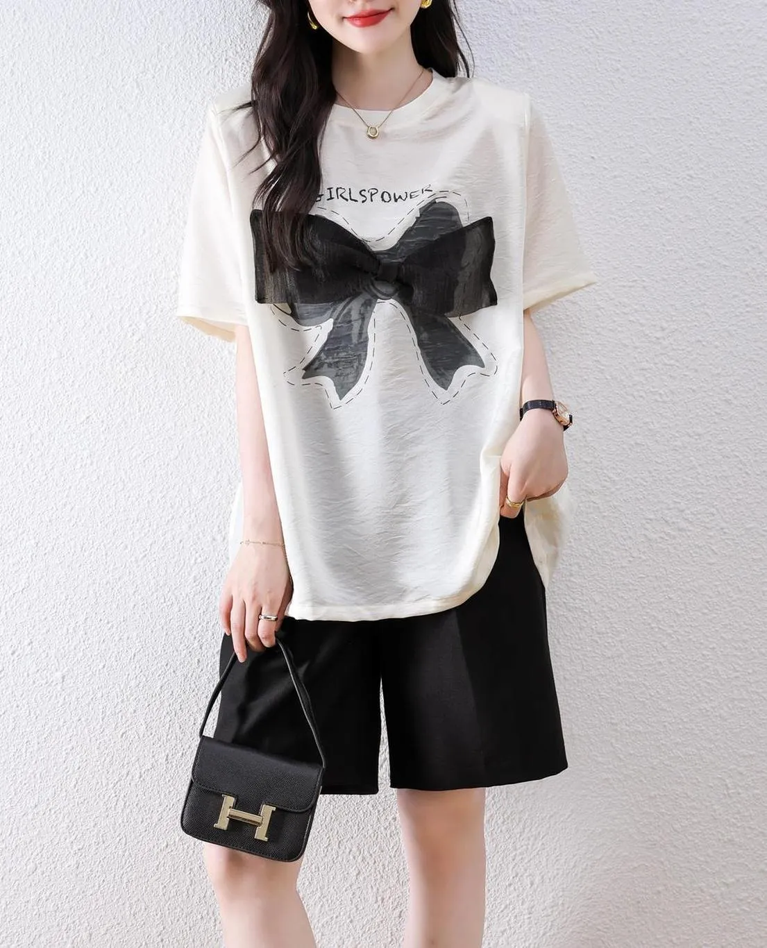 Women's Wrinkle Resistant T-Shirt with Bow Knot Design