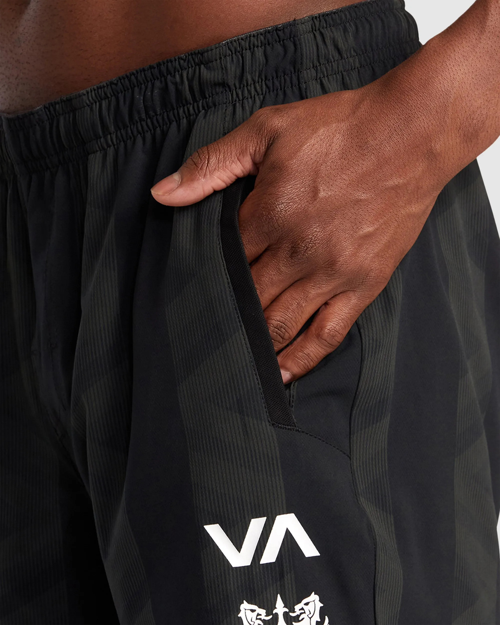 Yogger Stretch 17" Shorts